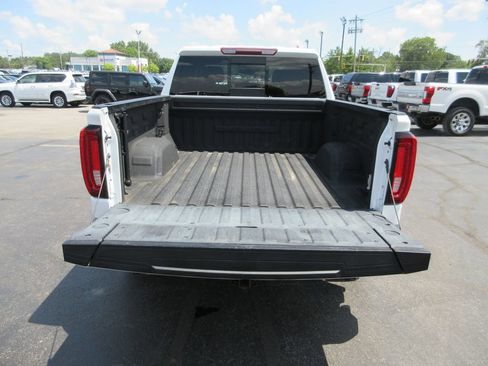 Used 2021 GMC Sierra 1500 Denali w/ Driver Alert Package II AWD/4WD image 8
