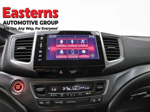 Used 2020 Honda Ridgeline Sport image 12