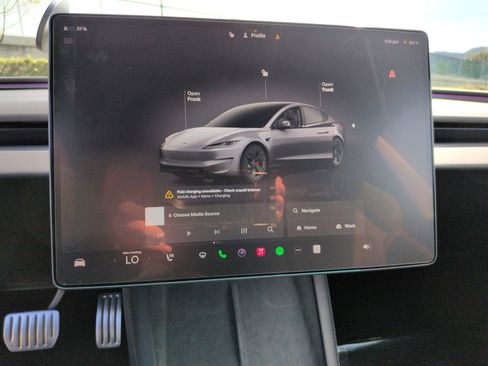 Used 2024 Tesla Model 3 Performance image 21