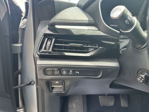 Used 2023 Acura MDX SH-AWD w/ Technology Package image 21