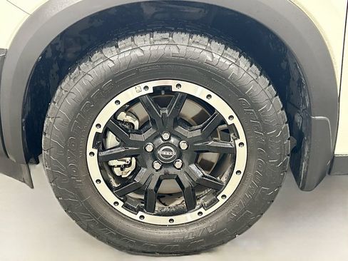 Used 2025 Nissan Pathfinder Rock Creek AWD/4WD image 29