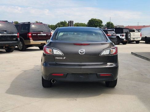 Used 2010 MAZDA MAZDA3 i Touring FWD image 5
