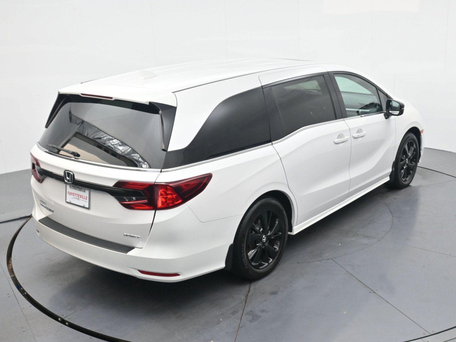 Used 2024 Honda Odyssey Sport image 21