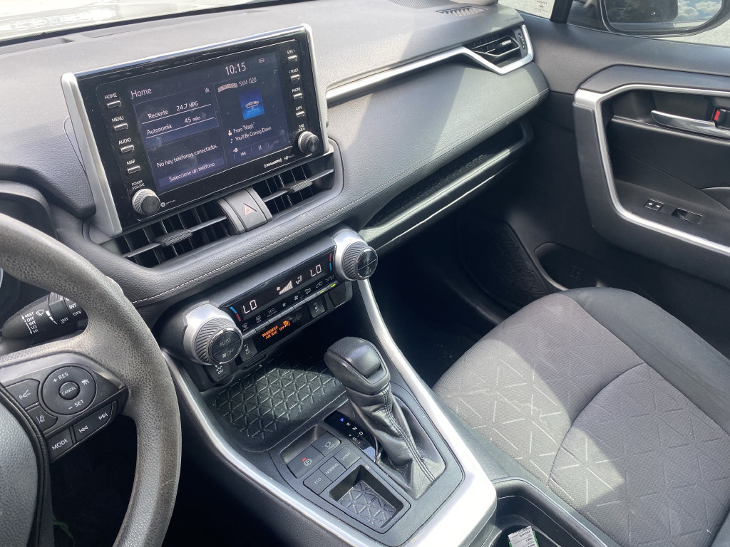 Used 2019 Toyota RAV4 XLE w/ Convenience Package FWD image 8