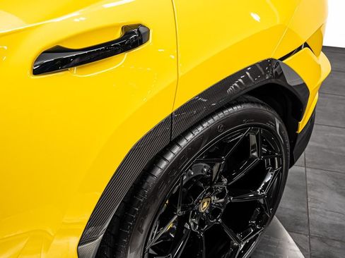 Used 2023 Lamborghini Urus Performante image 19