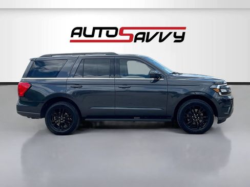 Used 2023 Ford Expedition XLT AWD/4WD image 8