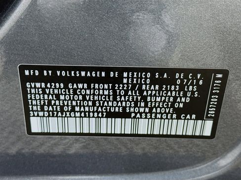 Used 2016 Volkswagen Jetta Sport w/ Lighting Package image 31