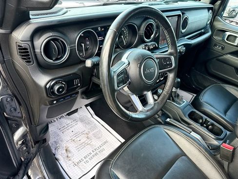 Used 2023 Jeep Wrangler Unlimited Sahara w/ Cold Weather Group AWD/4WD image 10