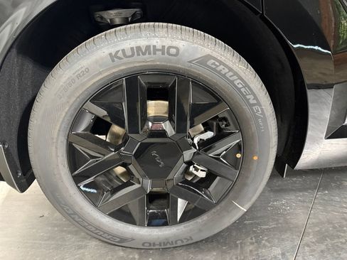 New 2026 Kia EV9 Land image 5