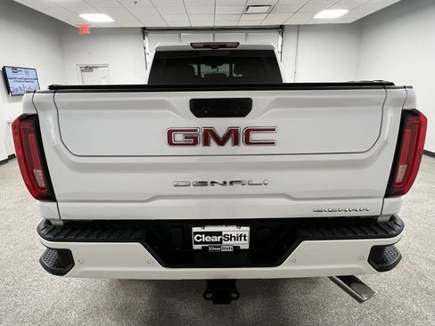 Used 2020 GMC Sierra 3500 Denali w/ Denali Ultimate Package image 9