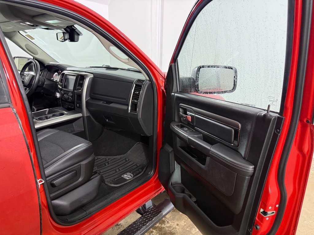 Used 2018 RAM 1500 Sport w/ Quick Order Package 26Q Night AWD/4WD image 24