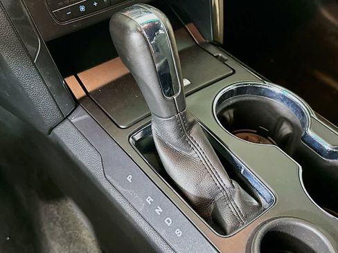 Used 2017 Ford Explorer FWD image 18