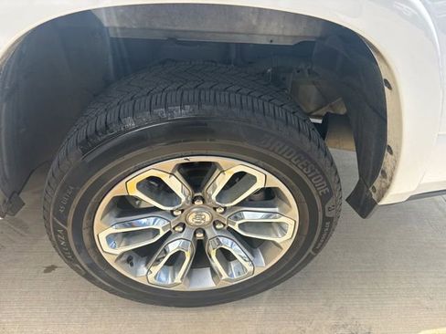 Used 2021 RAM 1500 Laramie w/ Laramie Southwest Edition RWD image 7