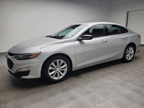 Used 2020 Chevrolet Malibu LT image 2