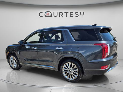 Used 2020 Hyundai Palisade Limited FWD image 3