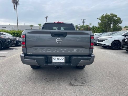 Certified 2025 Nissan Frontier SV w/ Tow Package RWD image 4