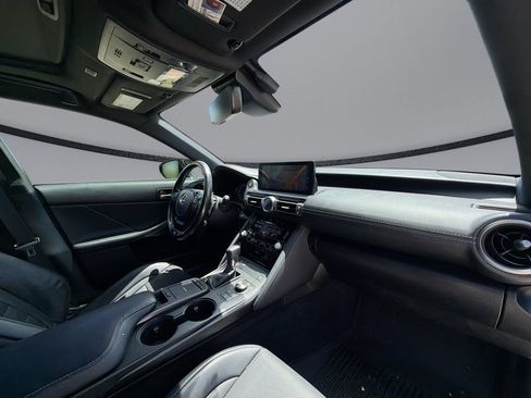 Used 2022 Lexus IS 350 F Sport w/ Dynamic Handling Package RWD image 15