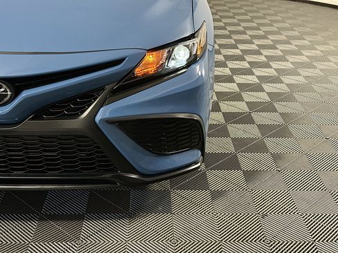 Used 2023 Toyota Camry SE w/ Convenience Package image 9
