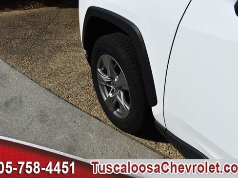 Used 2024 Toyota RAV4 XLE image 16