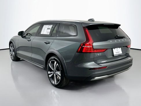 New 2026 Volvo V60 B5 Cross Country Plus w/ Protection Package Premier image 7