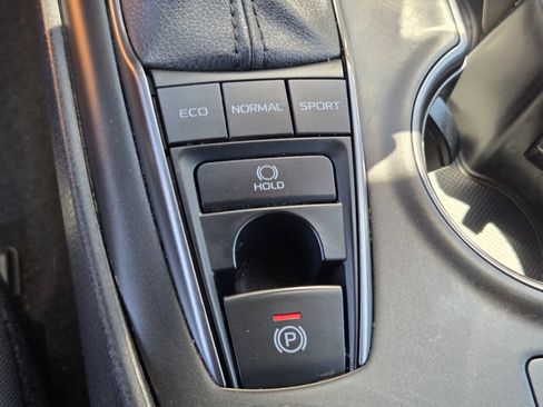 Used 2024 Toyota Camry XSE FWD image 21