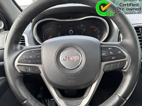 Used 2019 Jeep Grand Cherokee Altitude RWD image 60