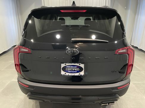 Used 2021 Kia Telluride EX w/ EX Premium Package image 6
