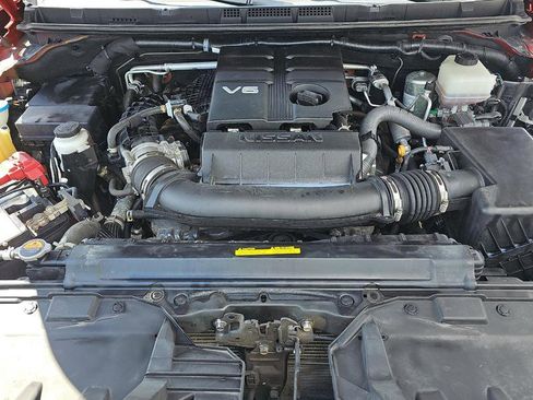 Used 2022 Nissan Frontier PRO-4X w/ Pro-4X Premium Package AWD/4WD image 9