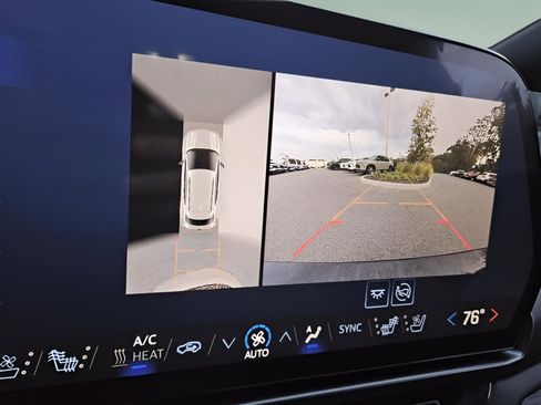 New 2025 Chevrolet Equinox EV RS w/ Convenience Package II image 13