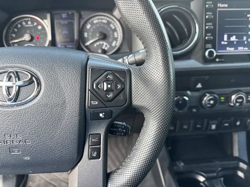 Used 2020 Toyota Tacoma TRD Off-Road image 24