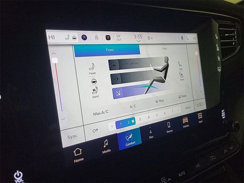 Used 2024 Jeep Wagoneer Series III image 23