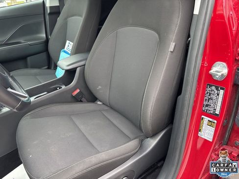 Used 2025 Hyundai Kona SEL image 59