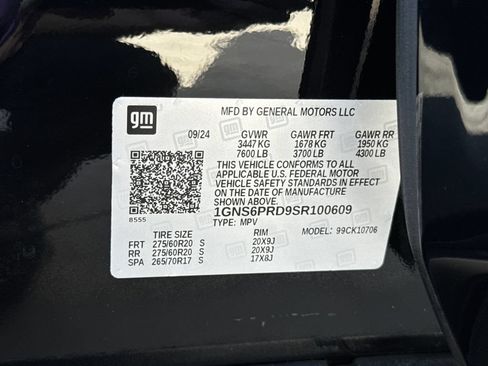 Used 2025 Chevrolet Tahoe Z71 w/ Comfort Package AWD/4WD image 30