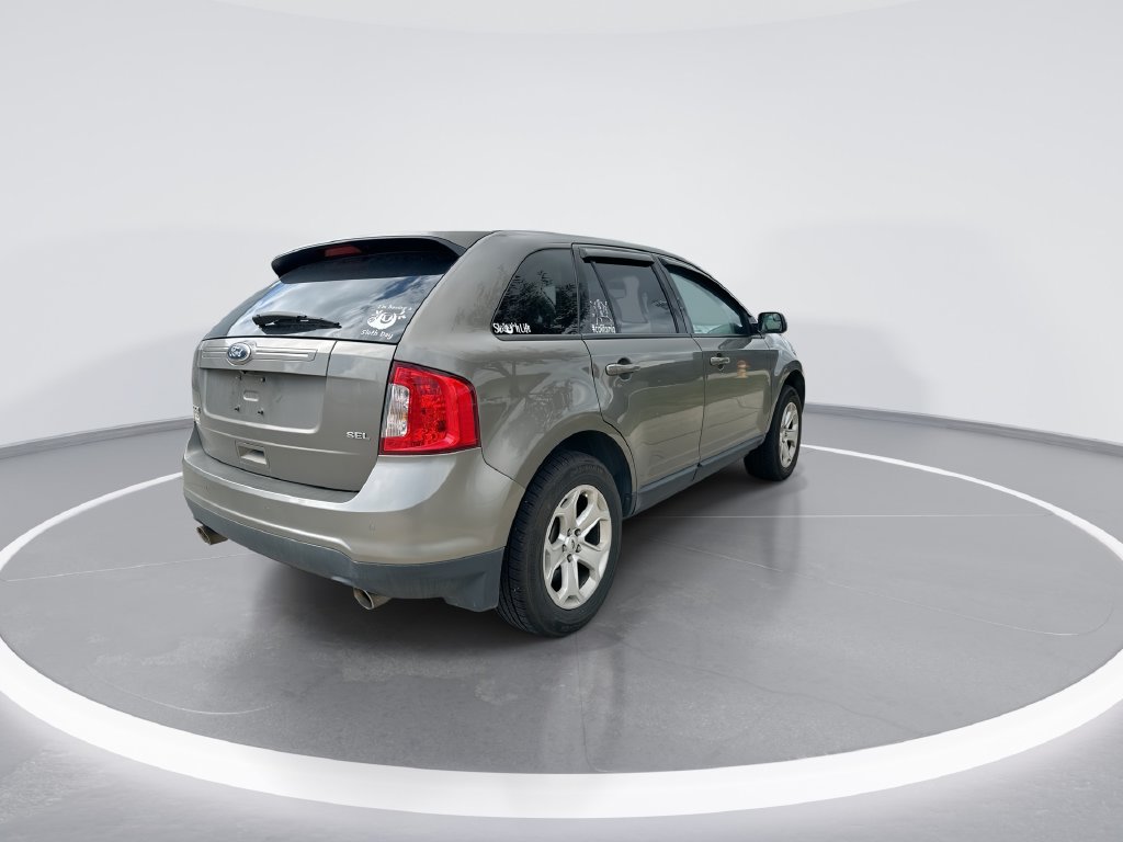 Used 2013 Ford Edge SEL FWD image 8