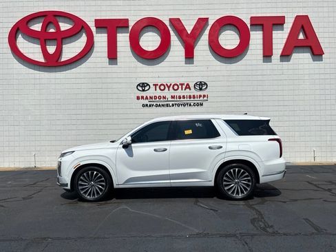 Used 2024 Hyundai Palisade Calligraphy AWD/4WD image 4
