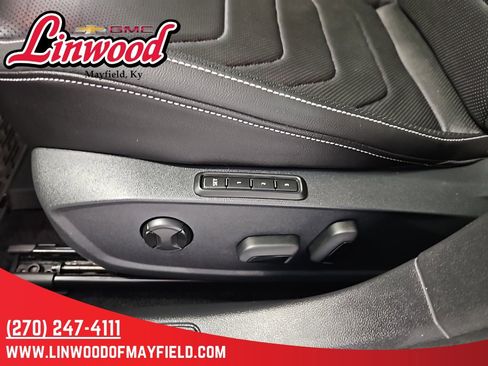 Used 2024 Volkswagen Jetta SEL image 19