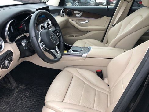 Used 2020 Mercedes-Benz GLC 300 4MATIC image 10