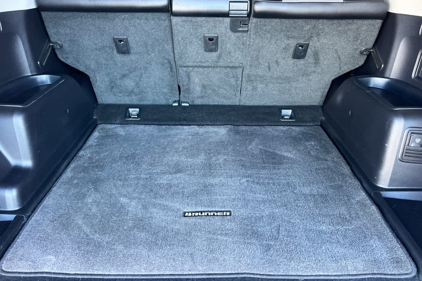 Certified 2017 Toyota 4Runner SR5 Premium w/ Preferred Accessory Package RWD image 16