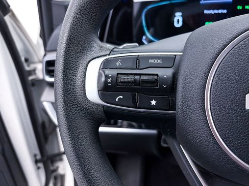 Used 2023 Kia Sportage LX image 23