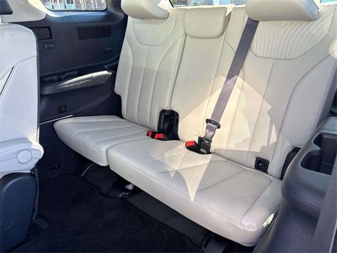 Used 2023 Hyundai Palisade Calligraphy image 12