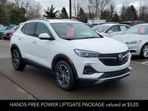 Used 2021 Buick Encore GX Essence image 2