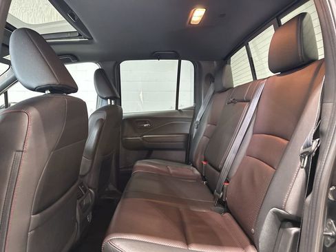 Used 2023 Honda Ridgeline Black Edition image 17