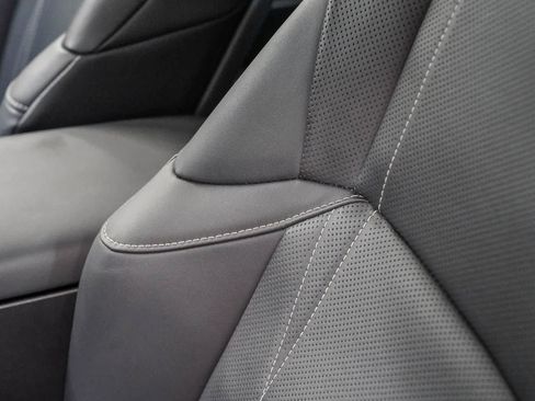 Used 2025 Lexus ES 300h w/ Accessory Package (Z2) FWD image 20