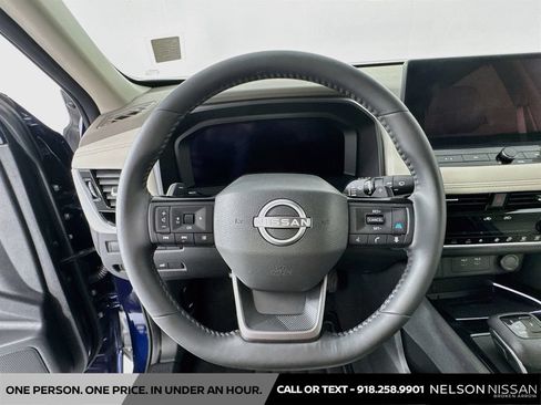 Certified 2025 Nissan Rogue SL w/ SL Premium Package AWD/4WD image 11
