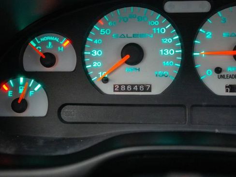 Used 1998 Ford Mustang GT image 9