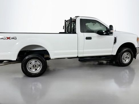 Used 2022 Ford F250 XL w/ Power Equipment Group image 9