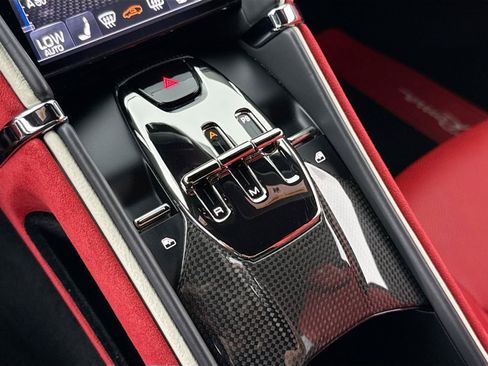 Used 2023 Ferrari Roma RWD image 18