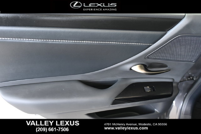 Used 2025 Lexus ES 300h w/ Premium Package FWD image 16