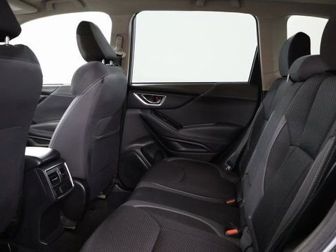 Used 2021 Subaru Forester Premium image 33