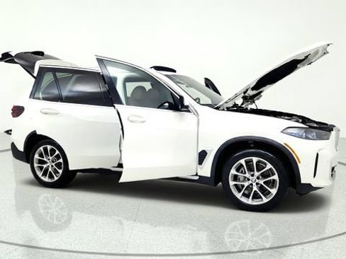 Used 2024 BMW X5 sDrive40i w/ Premium Package RWD image 20